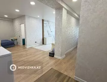 2-комнатная квартира, этаж 4 из 7, 77 м², миниатюра 6