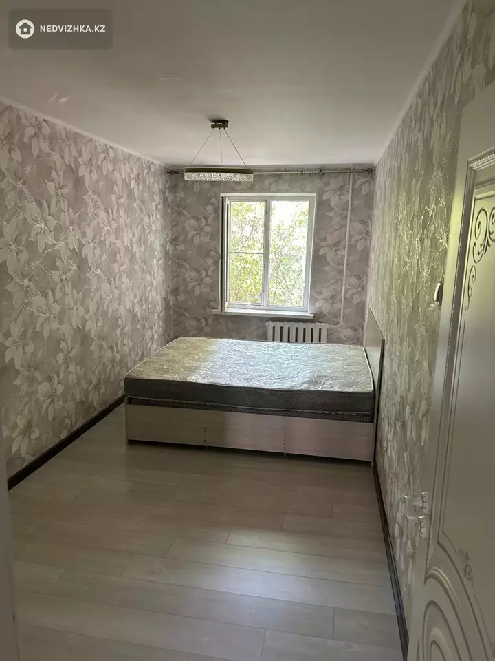 3-комнатная квартира, этаж 2 из 5, 60 м², фотография 4