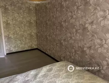 3-комнатная квартира, этаж 2 из 5, 60 м²