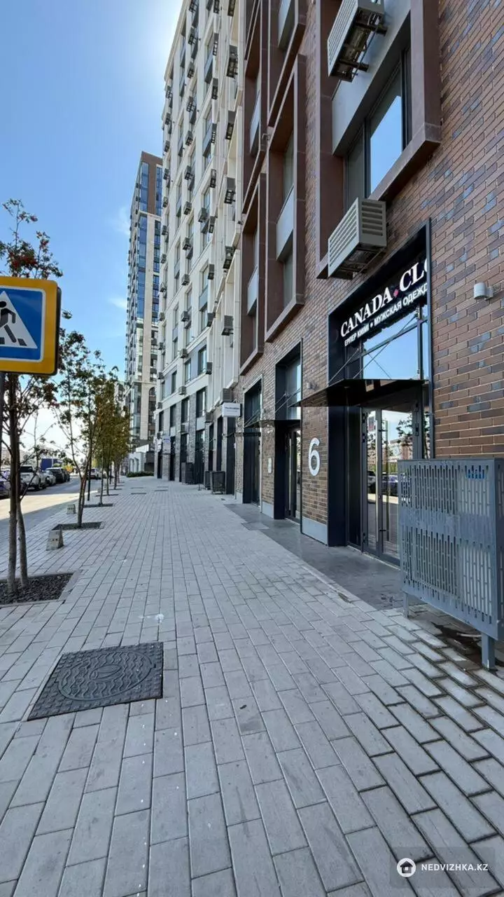 2-комнатная квартира, этаж 5 из 12, 63 м², фотография 2