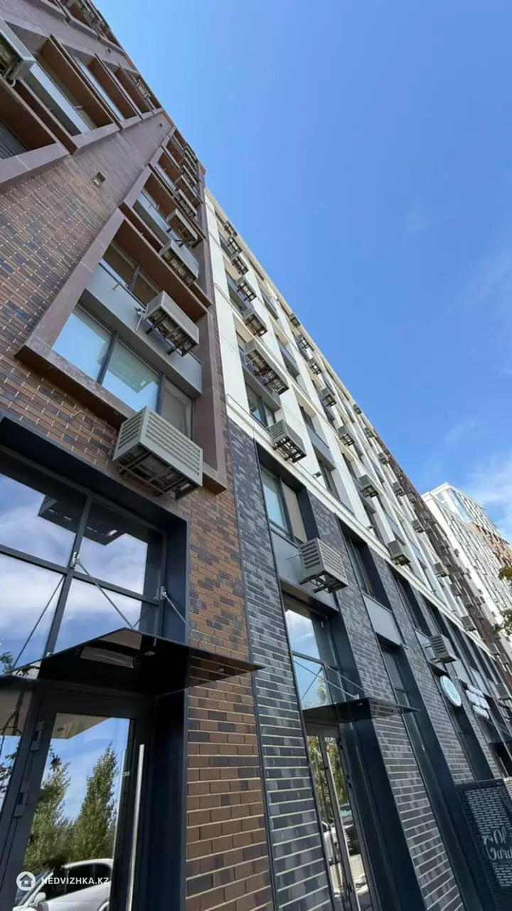 2-комнатная квартира, этаж 5 из 12, 63 м², фотография 5