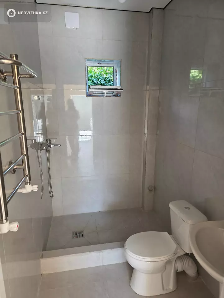 2-комнатная квартира, этаж 1 из 1, 65 м², На длительный срок, фотография 5