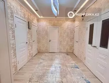 3-комнатная квартира, этаж 6 из 7, 113 м², миниатюра 10