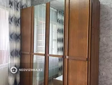3-комнатная квартира, этаж 8 из 9, 70 м²
