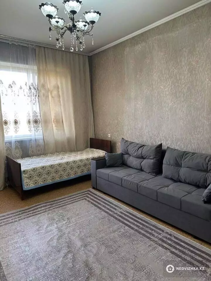 3-комнатная квартира, этаж 8 из 9, 70 м², фотография 3