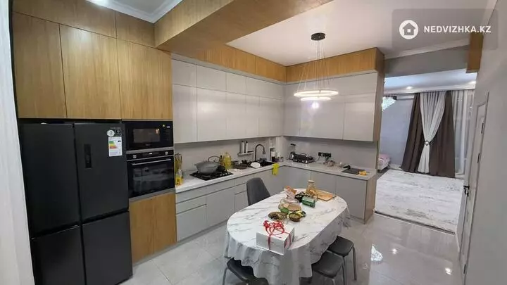 4-комнатная часть дома, 2 соток, 176 м², фотография 5