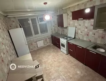 1-комнатная квартира, этаж 2 из 5, 36 м², На длительный срок