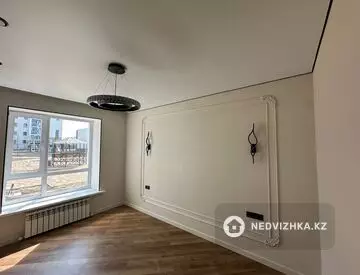 4-комнатная квартира, этаж 2 из 9, 103 м², миниатюра 7