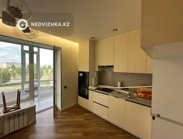 4-комнатная квартира, этаж 2 из 9, 103 м², миниатюра 8