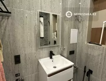 4-комнатная квартира, этаж 2 из 9, 103 м², миниатюра 11