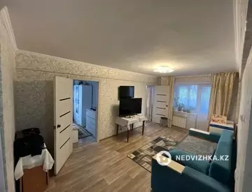 3-комнатная квартира, этаж 2 из 5, 50 м²