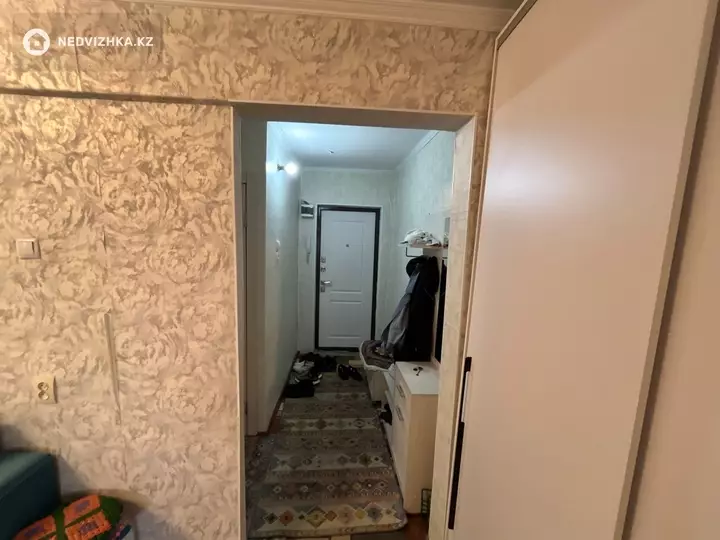 3-комнатная квартира, этаж 2 из 5, 50 м², фотография 3