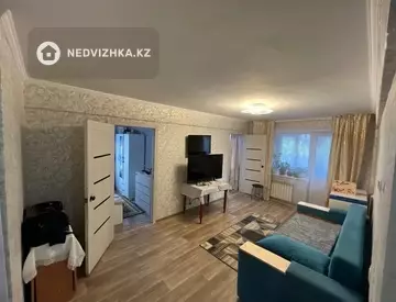 3-комнатная квартира, этаж 2 из 5, 50 м²