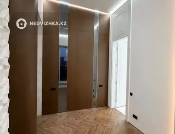 Разная недвижимость, 330 м²
