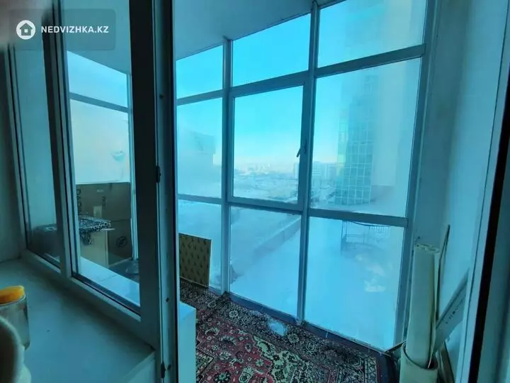 2-комнатная квартира, этаж 3 из 8, 52 м², На длительный срок, фотография 3