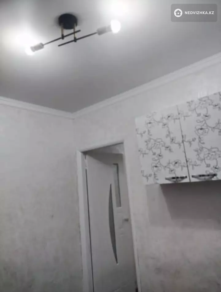 2-комнатная квартира, этаж 2 из 2, 47 м², фотография 3
