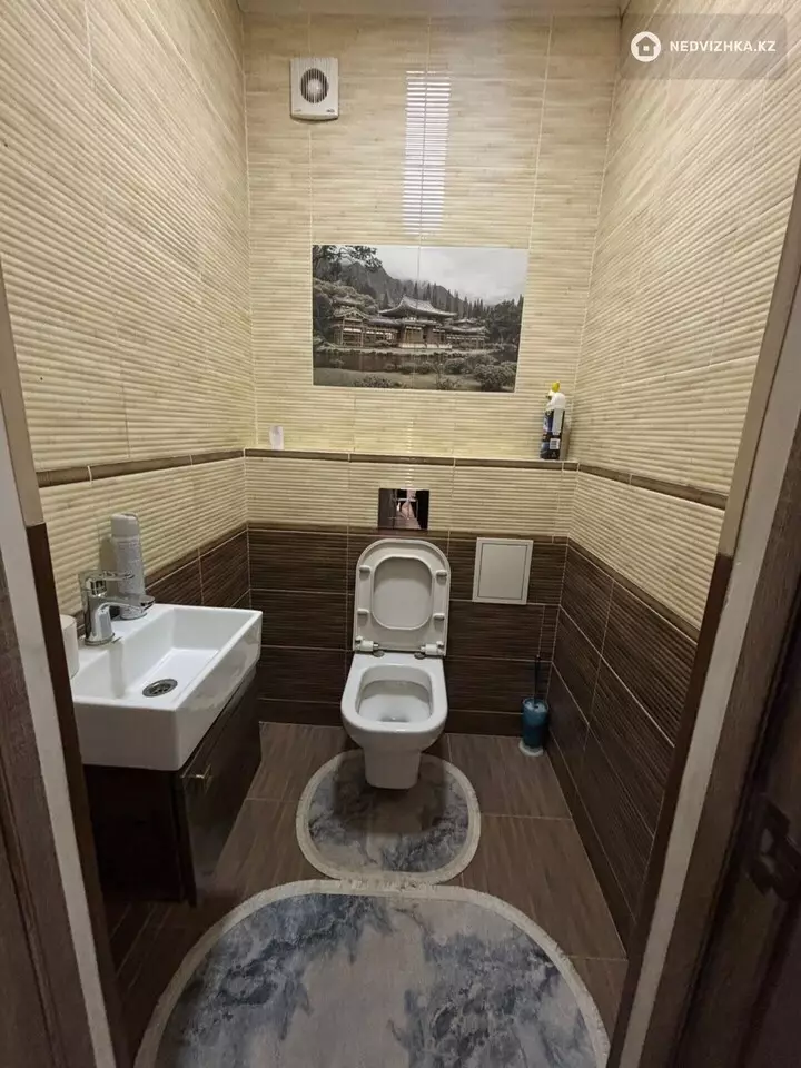 2-комнатная квартира, этаж 1 из 9, 67 м², фотография 4
