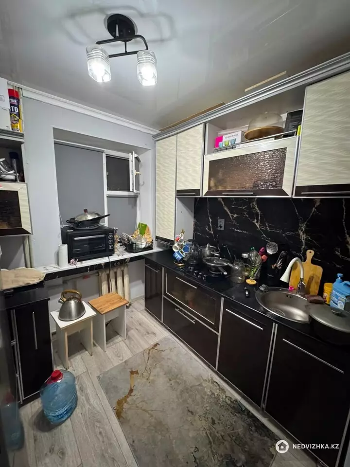 2-комнатная квартира, этаж 2 из 4, 46 м², фотография 2