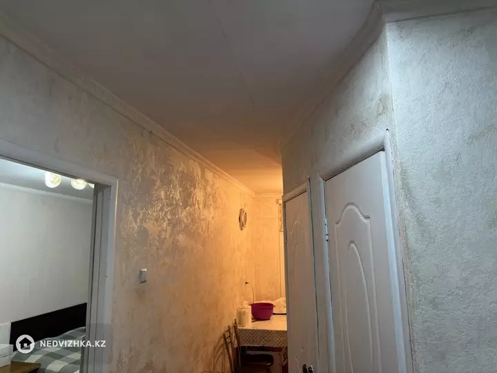 2-комнатная квартира, этаж 5 из 5, 43 м², фотография 2