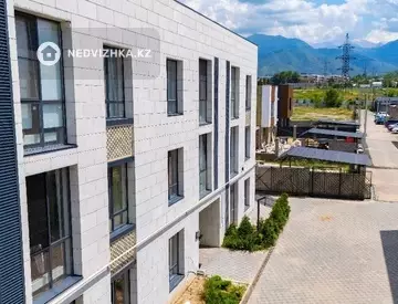 4-комнатная квартира, этаж 2 из 3, 115 м²