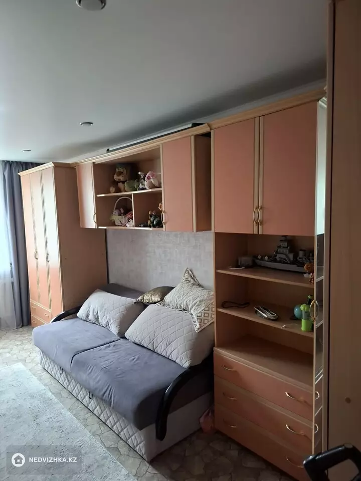 3-комнатная квартира, этаж 3 из 10, 70 м²