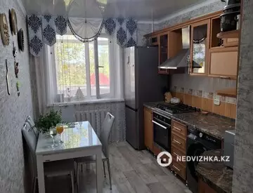 3-комнатная квартира, этаж 3 из 10, 70 м²