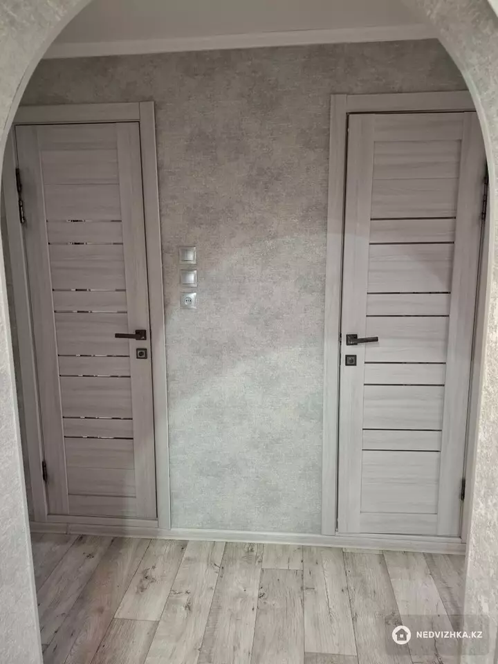 3-комнатная квартира, этаж 3 из 10, 70 м², фотография 3