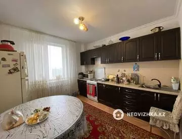 2-комнатная квартира, этаж 11 из 16, 69 м²