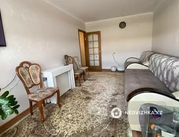 4-комнатная квартира, этаж 3 из 6, 90 м²