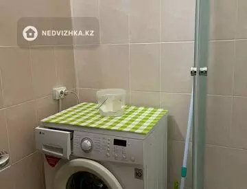 1-бөлмелі пәтер, қабат 10 барлық қабат саны 10, 30 м², Посуточно, 6-нобай