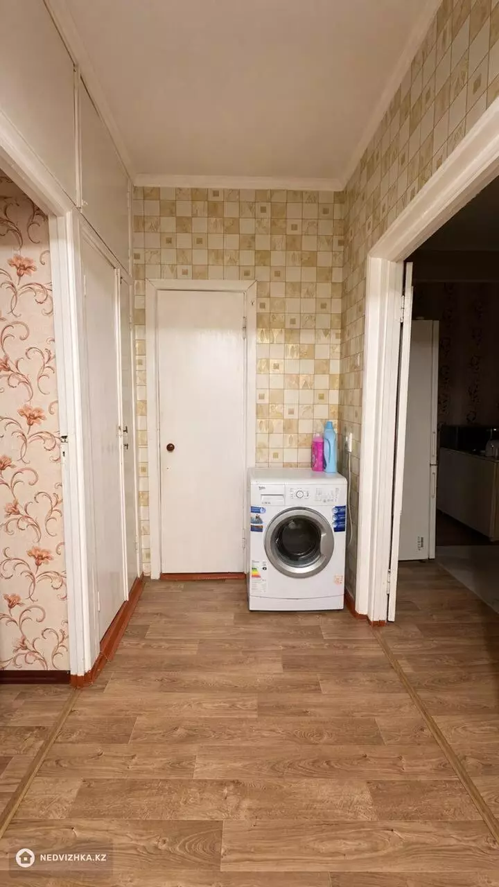 2-комнатная квартира, этаж 4 из 5, 53 м², фотография 5