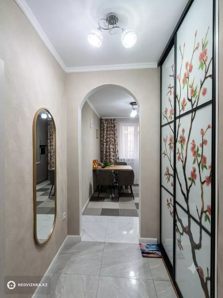 3-комнатная квартира, этаж 3 из 7, 83 м², фотография 4