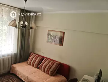 3-комнатная квартира, этаж 1 из 5, 70 м²