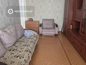 1-комнатная квартира, этаж 3 из 4, 37 м², На длительный срок