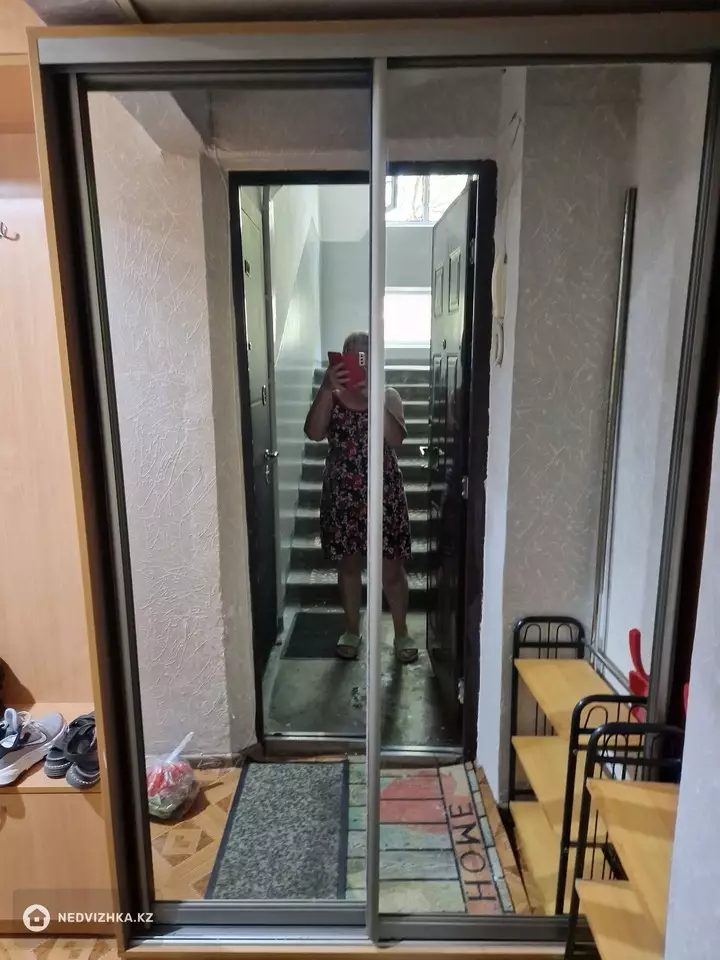 1-комнатная квартира, этаж 3 из 4, 37 м², На длительный срок, фотография 4