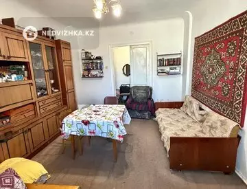 2-комнатная квартира, этаж 2 из 4, 52 м²