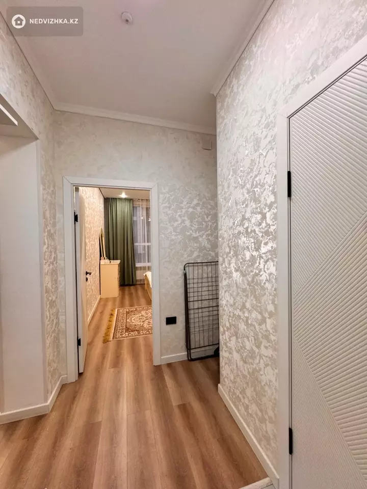 2-комнатная квартира, этаж 14 из 20, 44 м², фотография 4