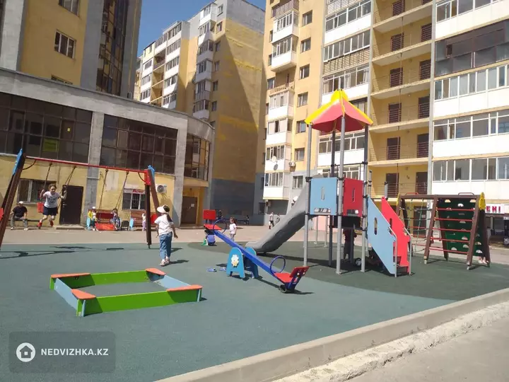 3-комнатная квартира, этаж 9 из 11, 57 м²