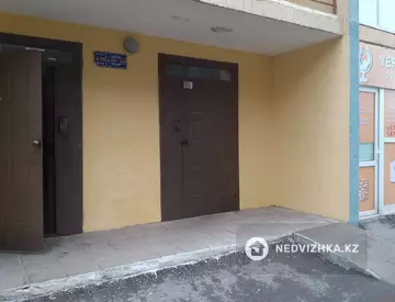 3-комнатная квартира, этаж 9 из 11, 57 м², миниатюра 11