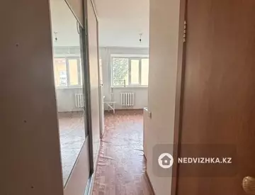 1-комнатная квартира, этаж 4 из 5, 18 м²