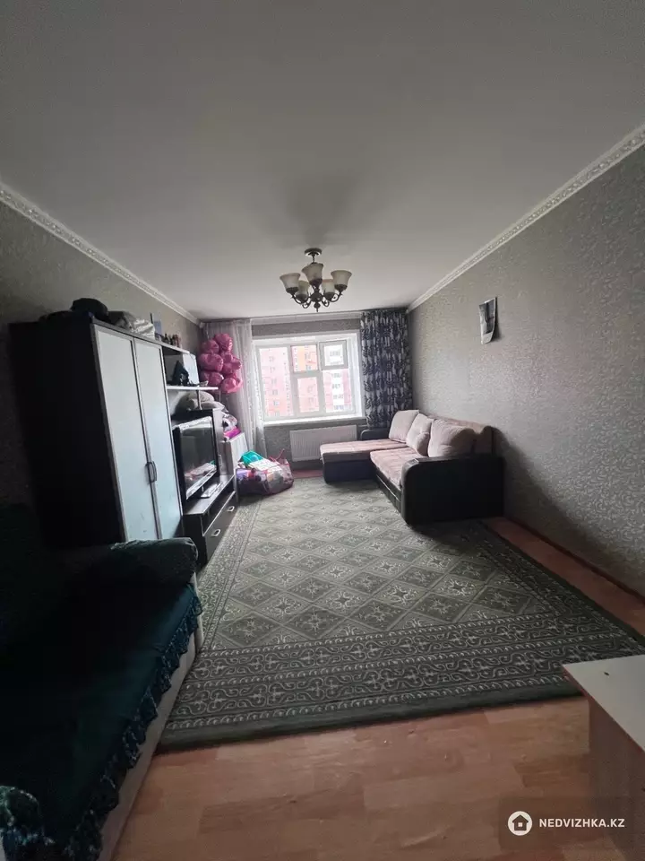 2-комнатная квартира, этаж 5 из 10, 56 м², фотография 4