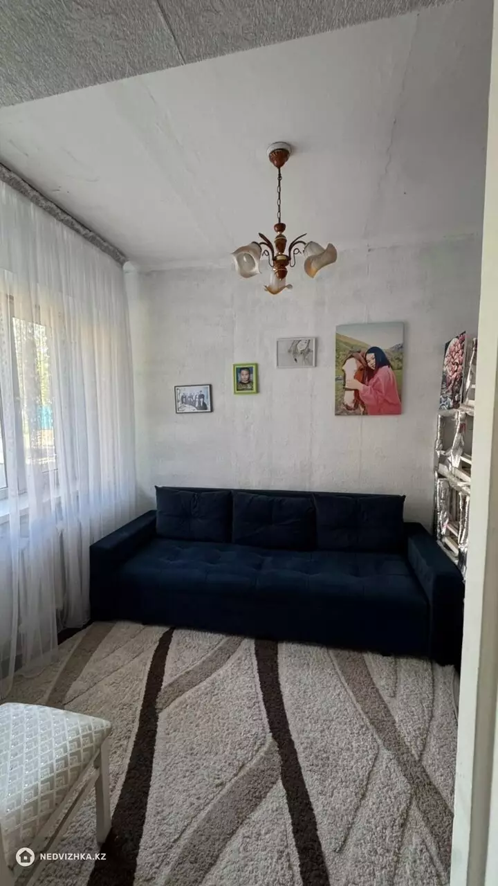3-комнатная квартира, этаж 1 из 4, 60 м², 2-фотосурет