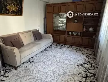 3-комнатная квартира, этаж 1 из 4, 60 м², миниатюра 6