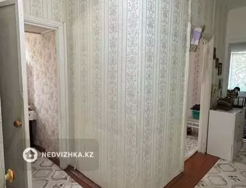 3-комнатная квартира, этаж 1 из 4, 60 м², миниатюра 12