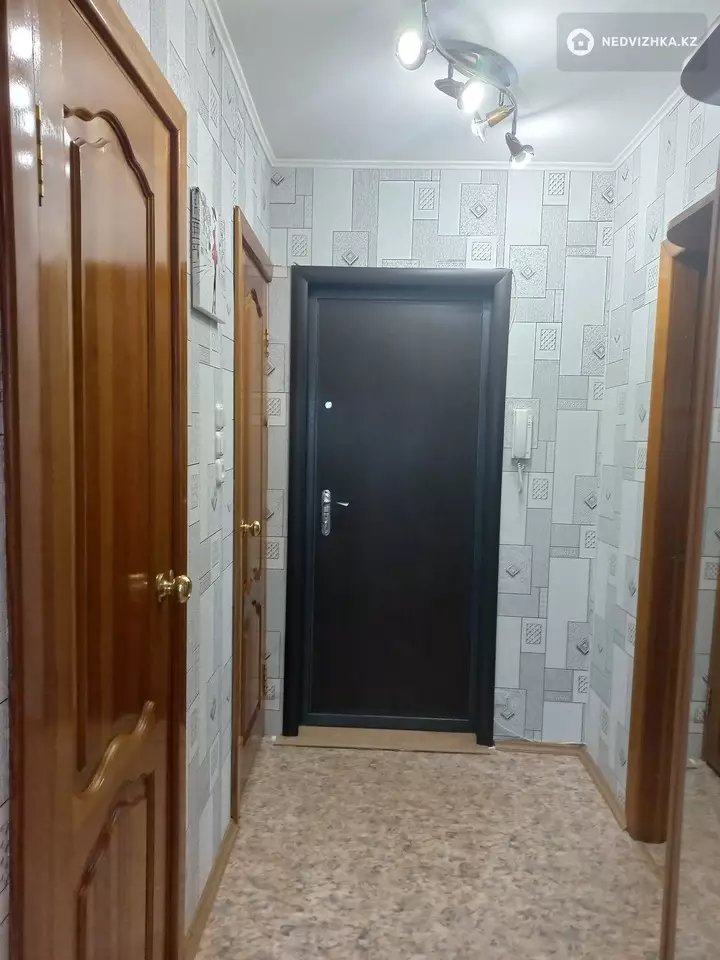 1-комнатная квартира, этаж 8 из 9, 34 м², фотография 3