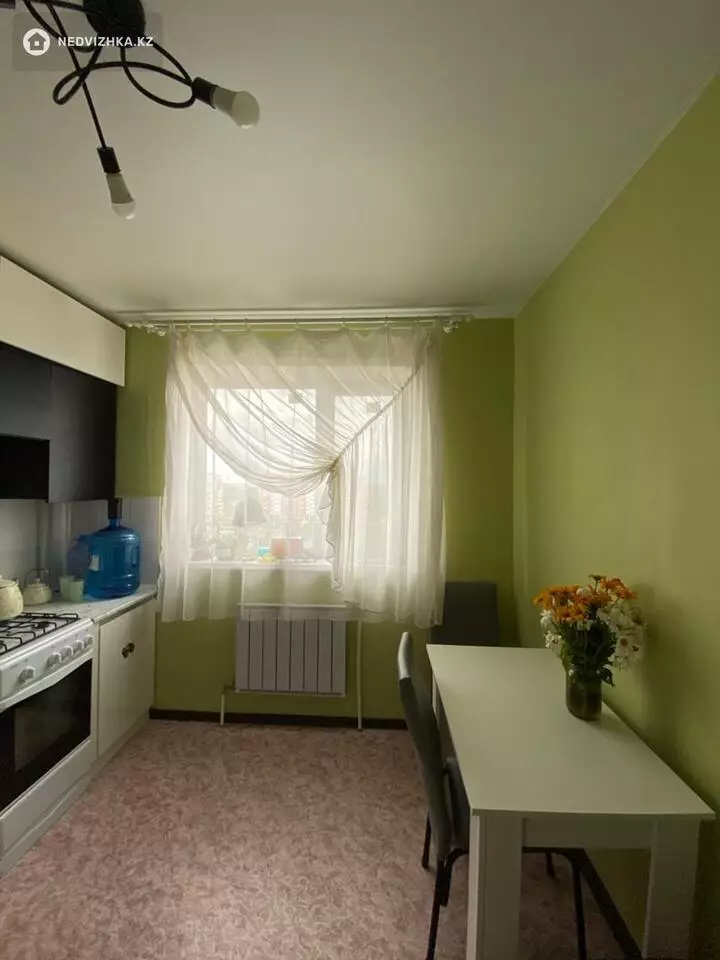 2-комнатная квартира, этаж 9 из 9, 58 м², фотография 3