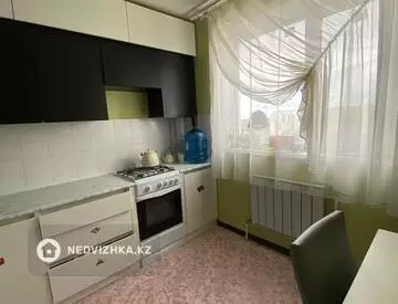 2-комнатная квартира, этаж 9 из 9, 58 м², миниатюра 1