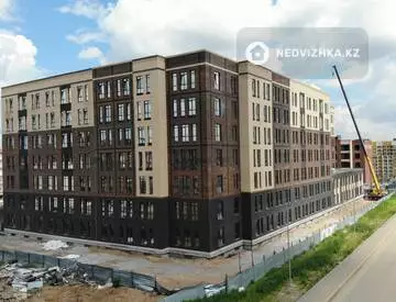 2-комнатная квартира, этаж 3 из 7, 71 м², миниатюра 1