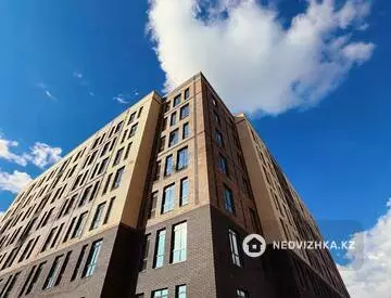 2-комнатная квартира, этаж 3 из 7, 71 м², миниатюра 2