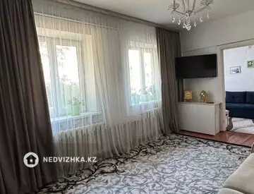 3-комнатная квартира, этаж 1 из 4, 60 м²